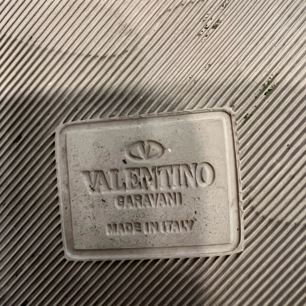 *Price Drop* Valentino Rockstud Pool Slides - image 5